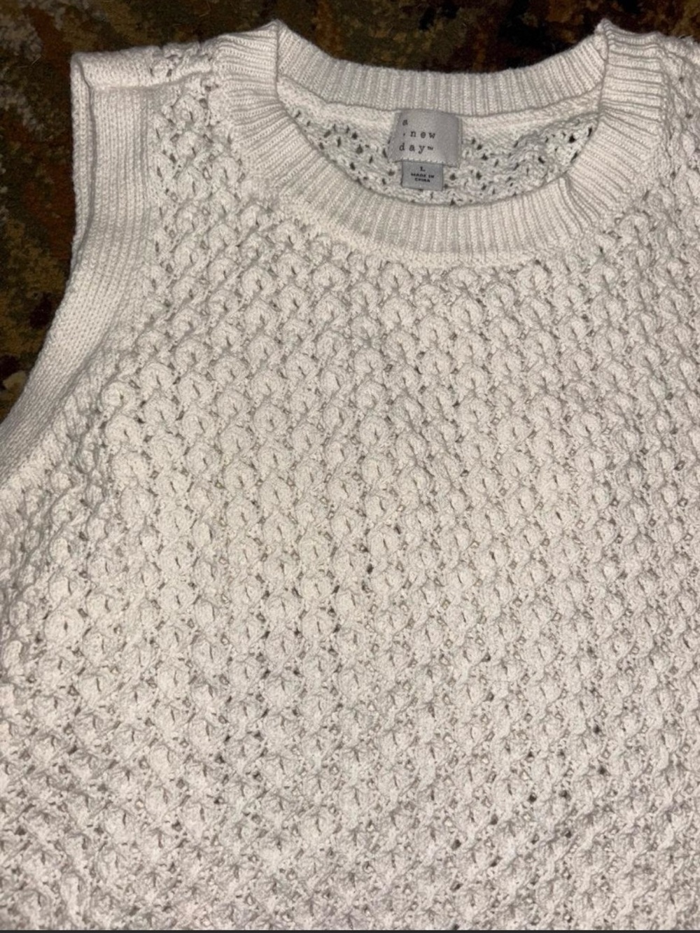 A NEW DAY  Cream Cable Knit Sleeveless Crew Sweater ~large~